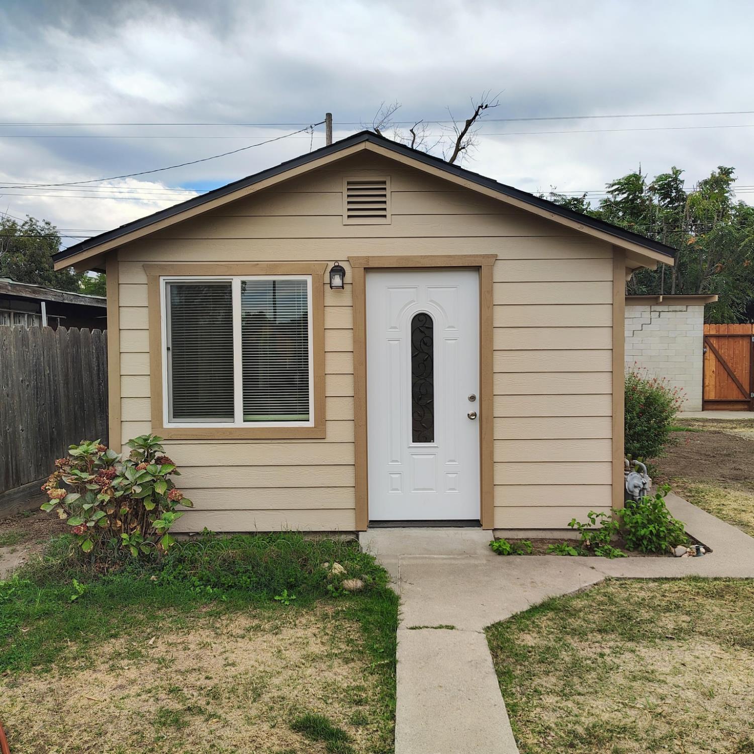 1540 Teresa St, Modesto, CA 95350