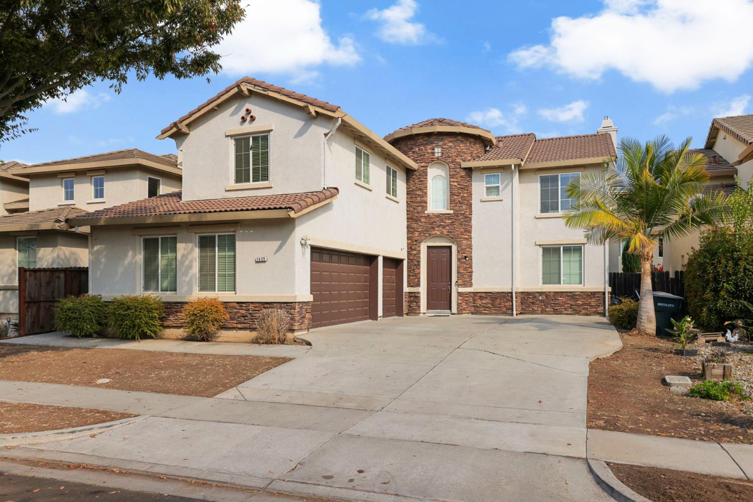 1435 Mesa Creek Dr, Patterson, CA 95363