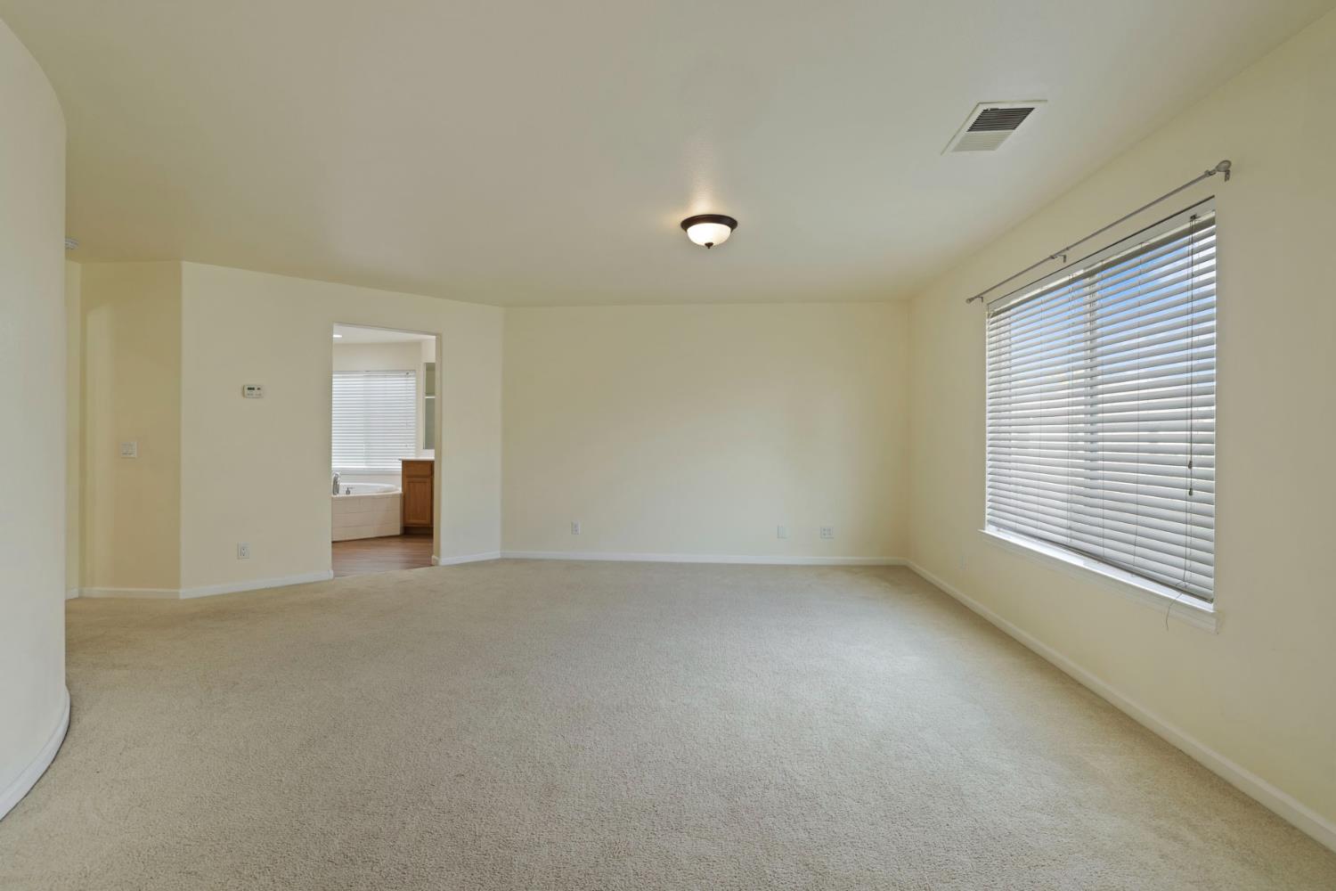 1435 Mesa Creek Dr, Patterson, CA 95363