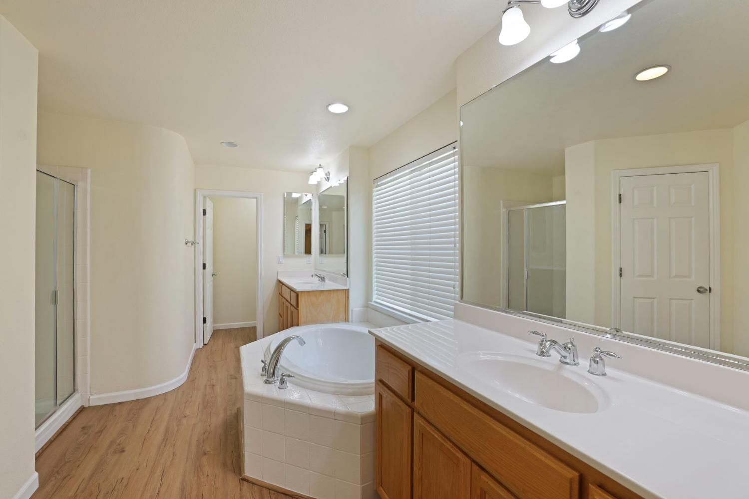 1435 Mesa Creek Dr, Patterson, CA 95363