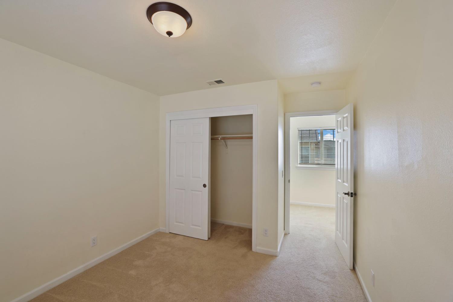 1435 Mesa Creek Dr, Patterson, CA 95363