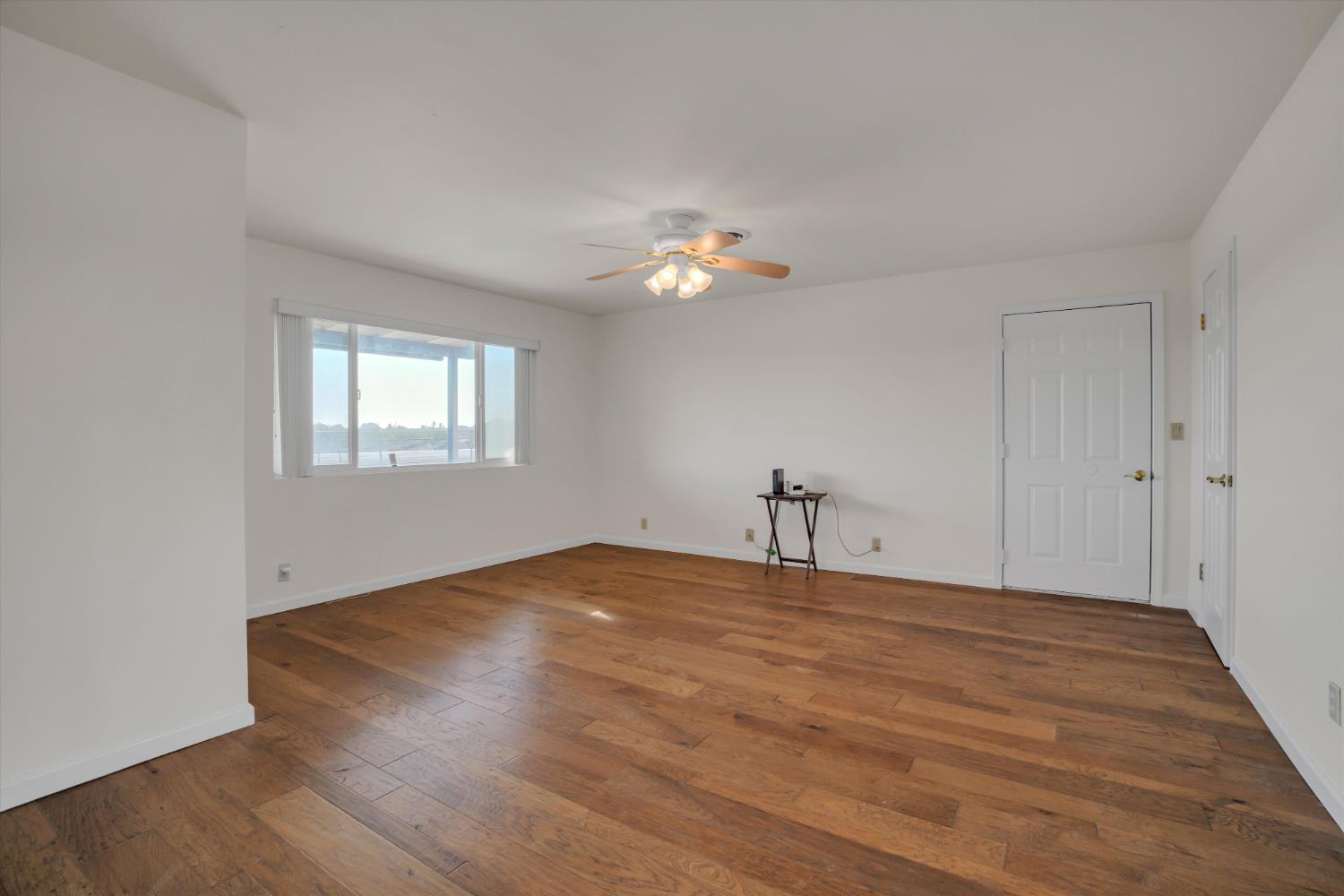 21913 S Airport Way, Manteca, CA 95337