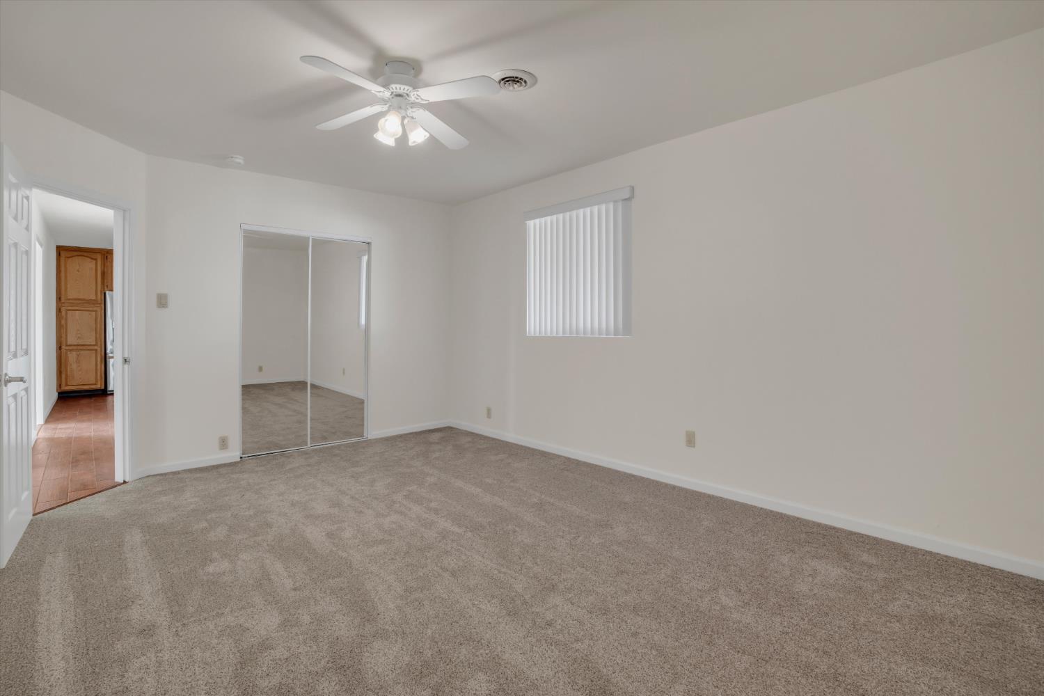 21913 S Airport Way, Manteca, CA 95337