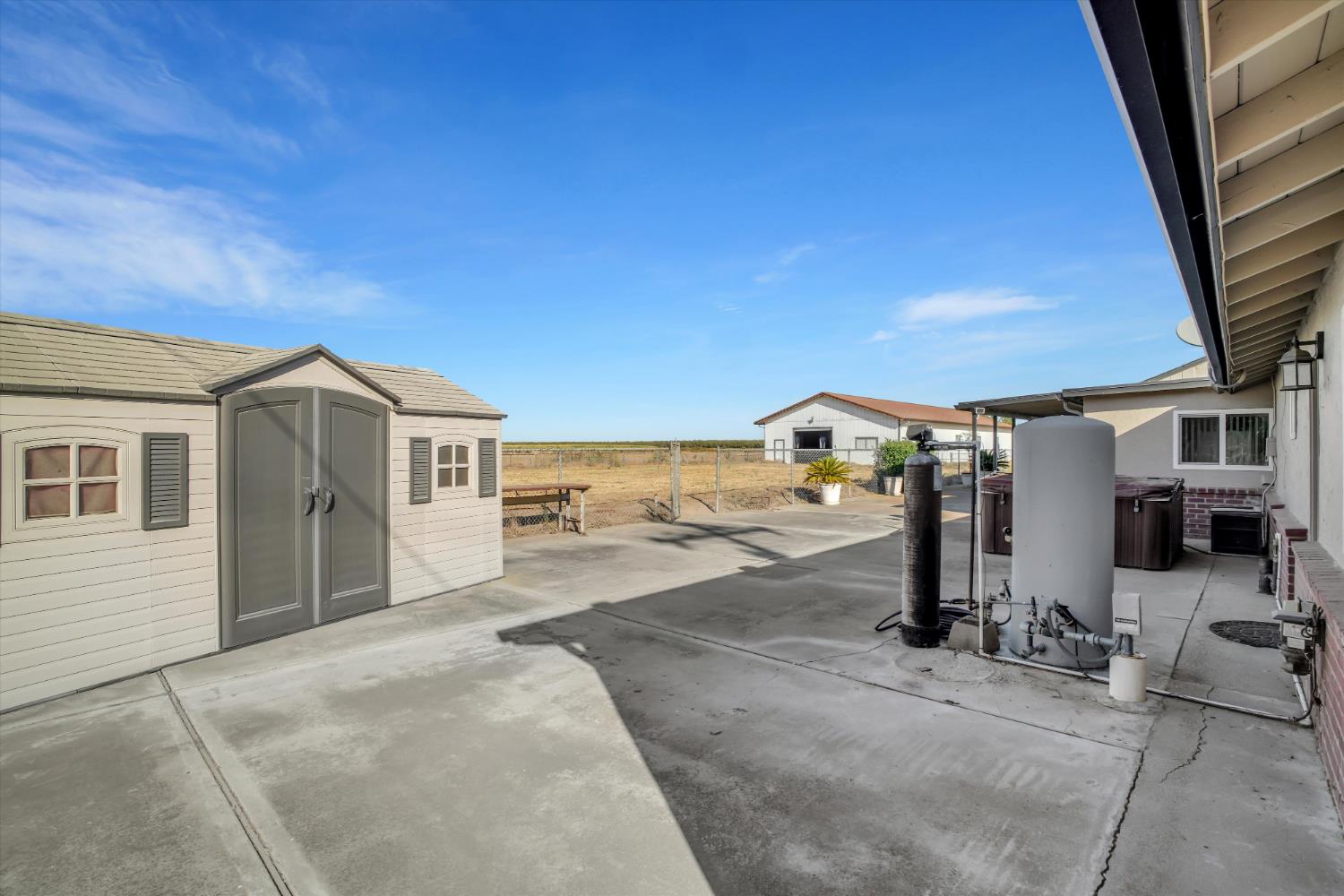 21913 S Airport Way, Manteca, CA 95337