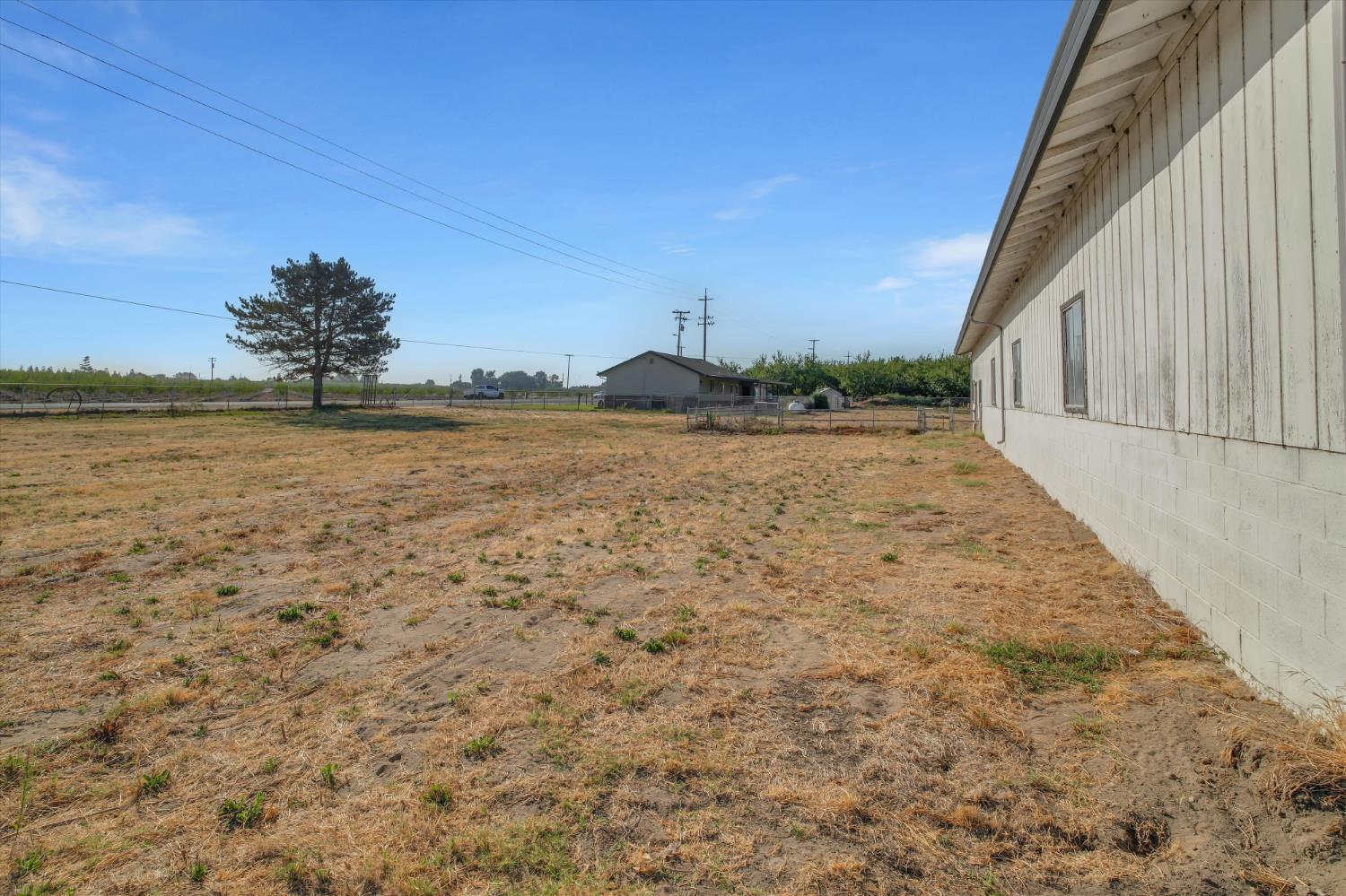 21913 S Airport Way, Manteca, CA 95337