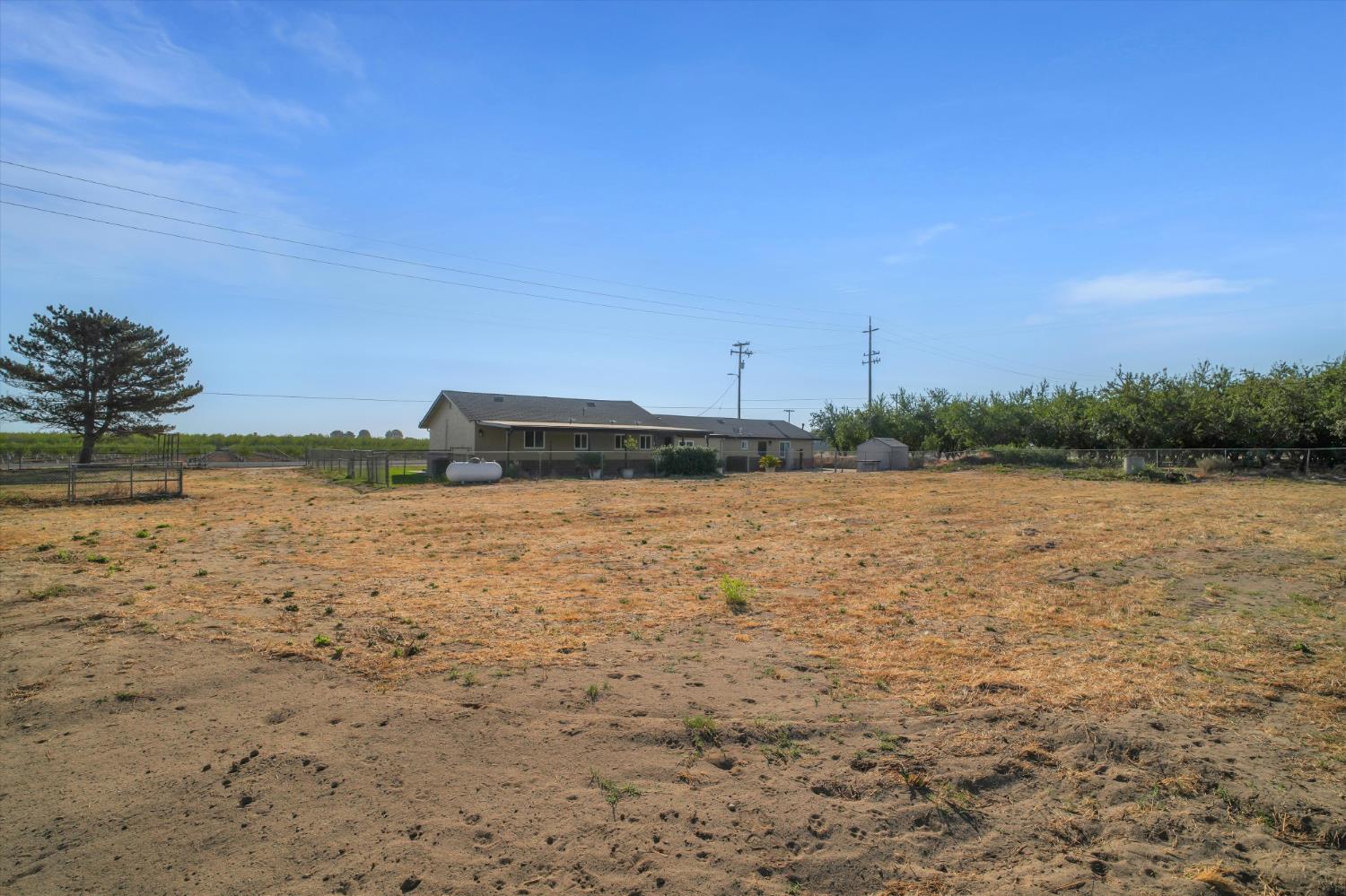 21913 S Airport Way, Manteca, CA 95337