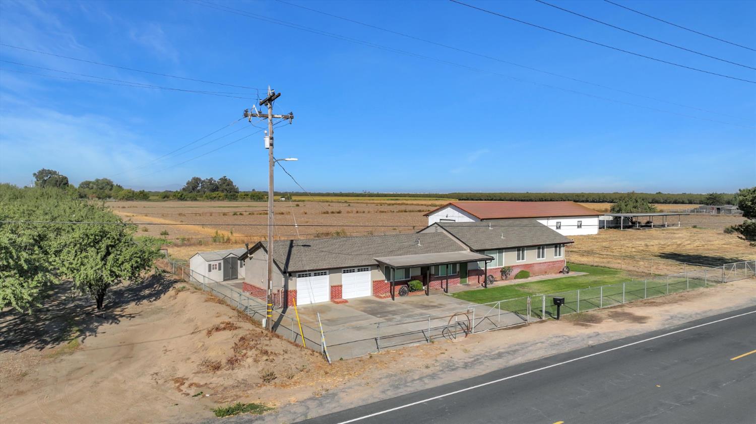 21913 S Airport Way, Manteca, CA 95337