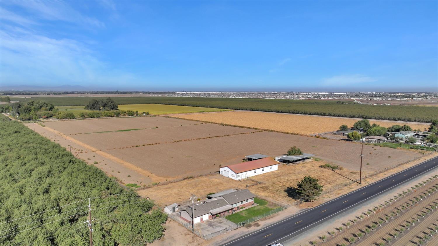 21913 S Airport Way, Manteca, CA 95337