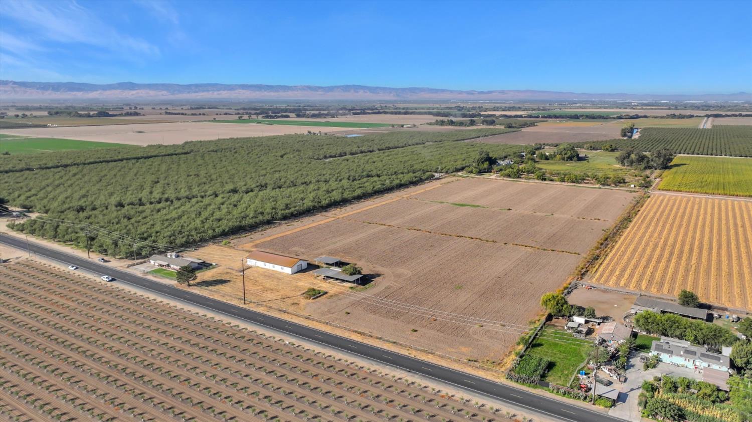 21913 S Airport Way, Manteca, CA 95337