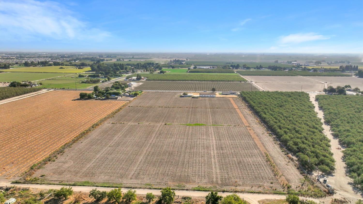 21913 S Airport Way, Manteca, CA 95337