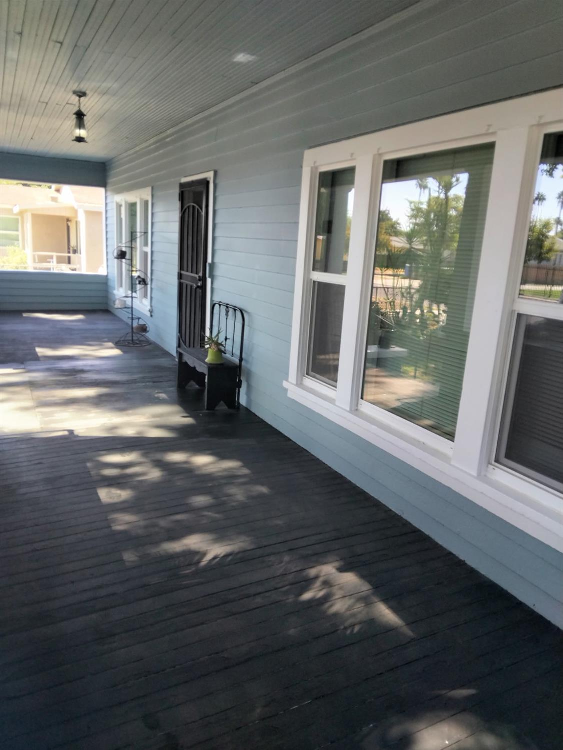 117 Angelus St, Turlock, CA 95380