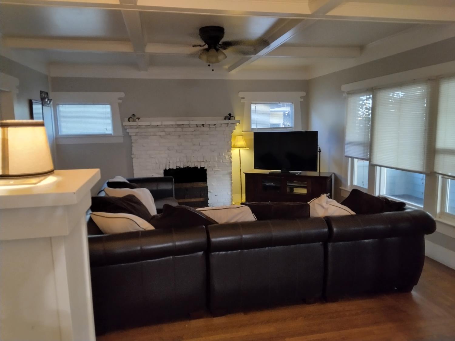 117 Angelus St, Turlock, CA 95380