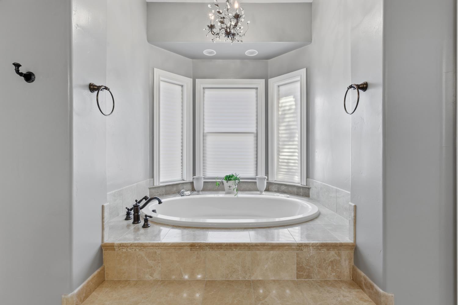 91 Knolls Ct, Copperopolis, CA 95228