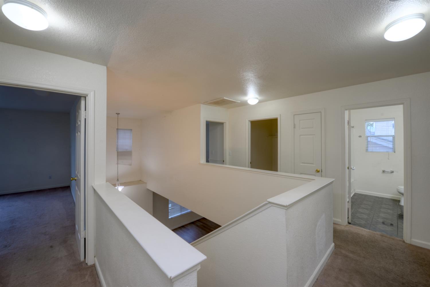 464 Red Robin Dr, Patterson, CA 95363