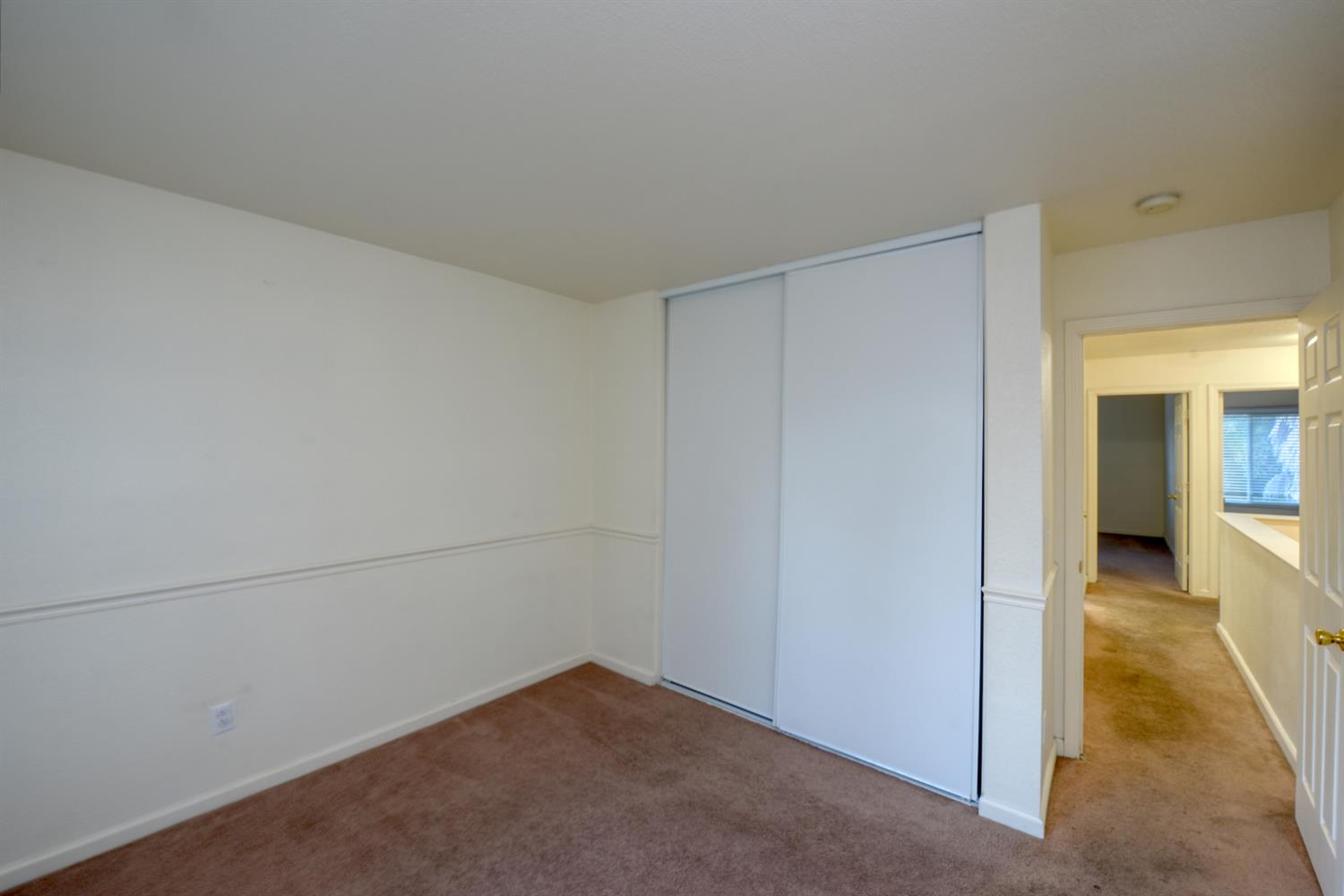 464 Red Robin Dr, Patterson, CA 95363