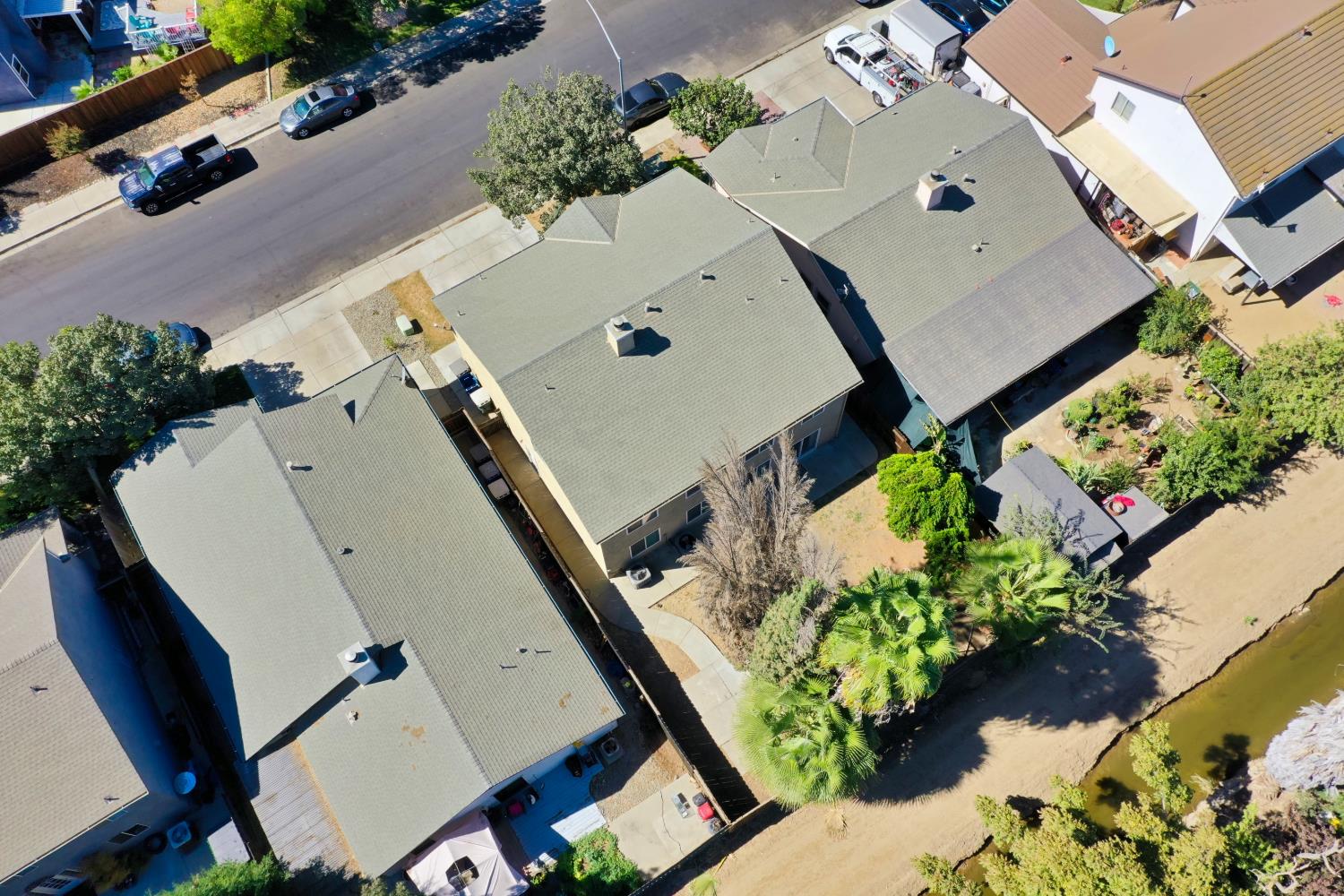 464 Red Robin Dr, Patterson, CA 95363