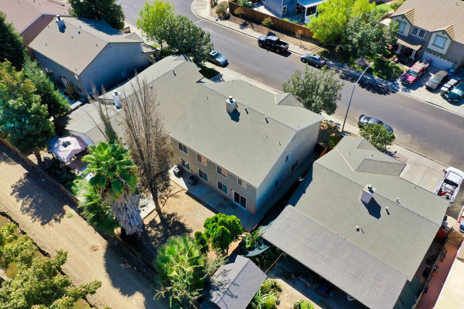 464 Red Robin Dr, Patterson, CA 95363