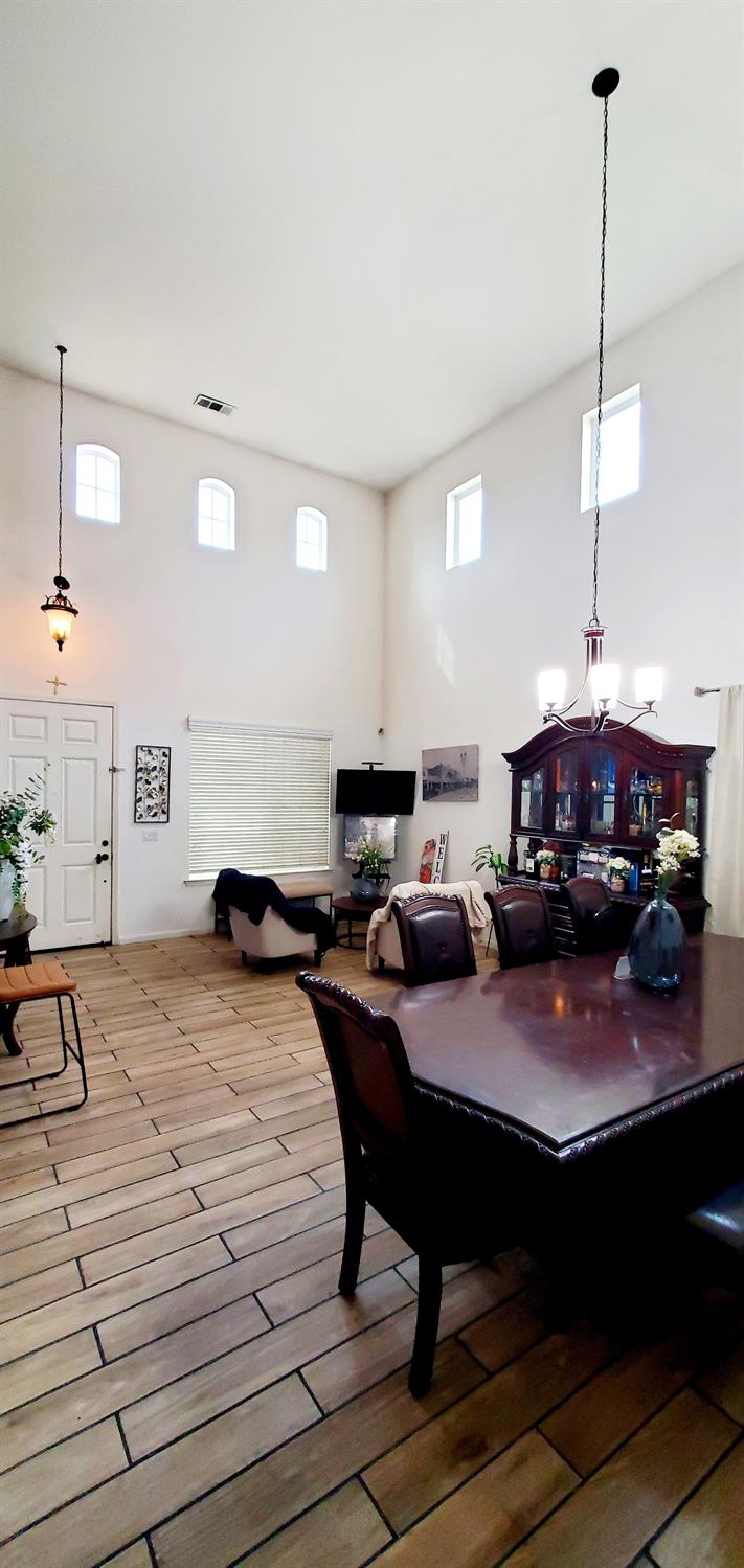 9630 Heatherhearst Dr, Chowchilla, CA 93610