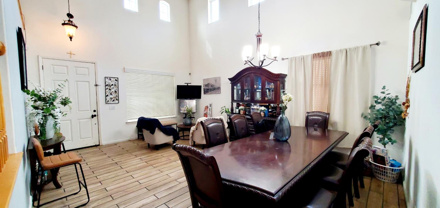 9630 Heatherhearst Dr, Chowchilla, CA 93610
