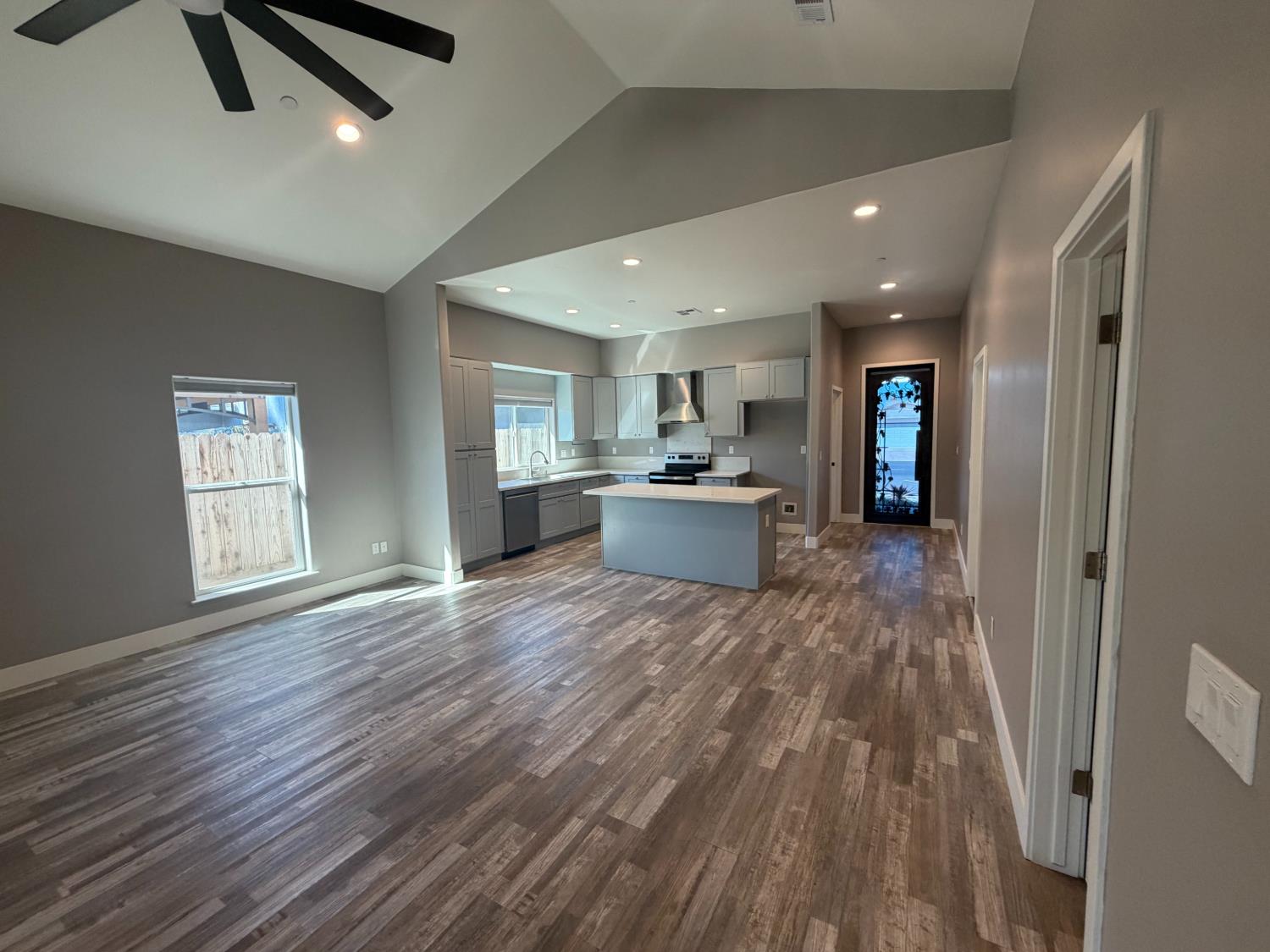 3716 Sierra St, Riverbank, CA 95367