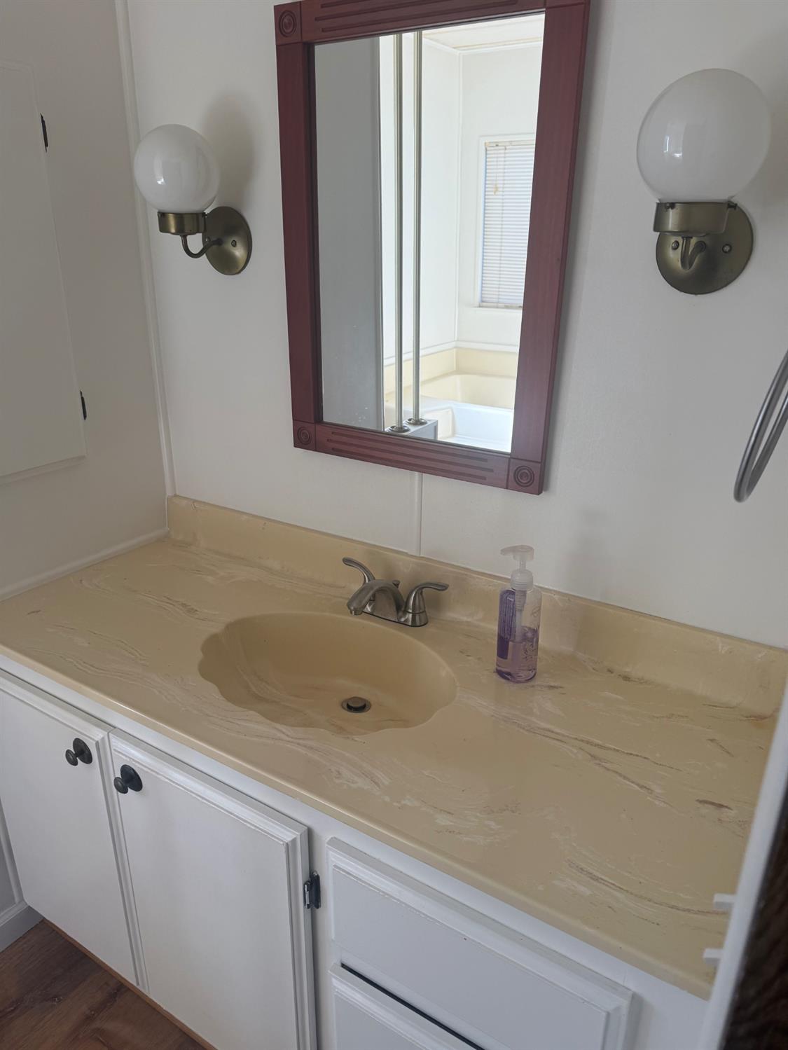1200 S Carpenter Road, Modesto, CA 95351