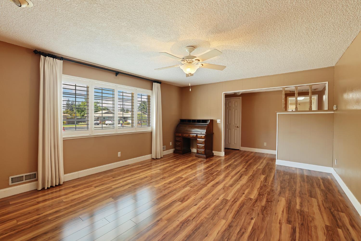 120 Andrews Ct, Turlock, CA 95380