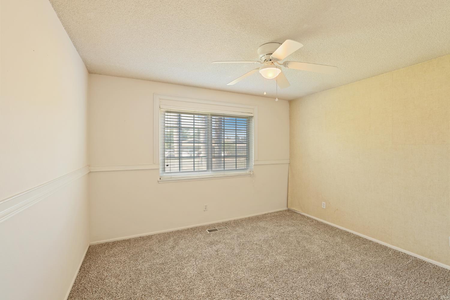 120 Andrews Ct, Turlock, CA 95380