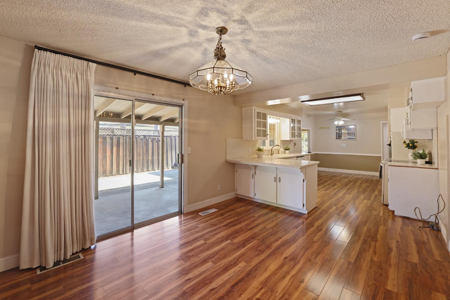 120 Andrews Ct, Turlock, CA 95380