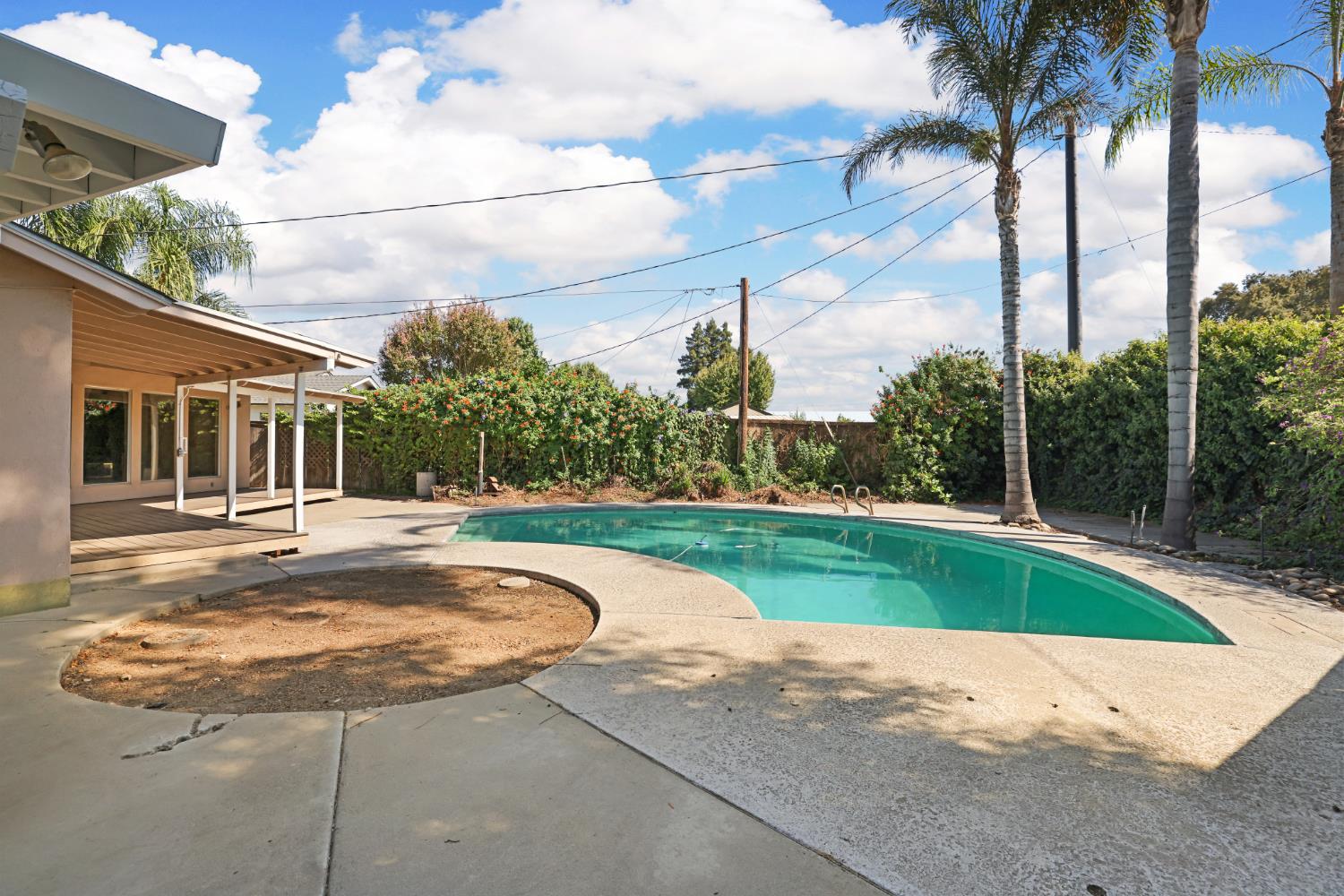 120 Andrews Ct, Turlock, CA 95380