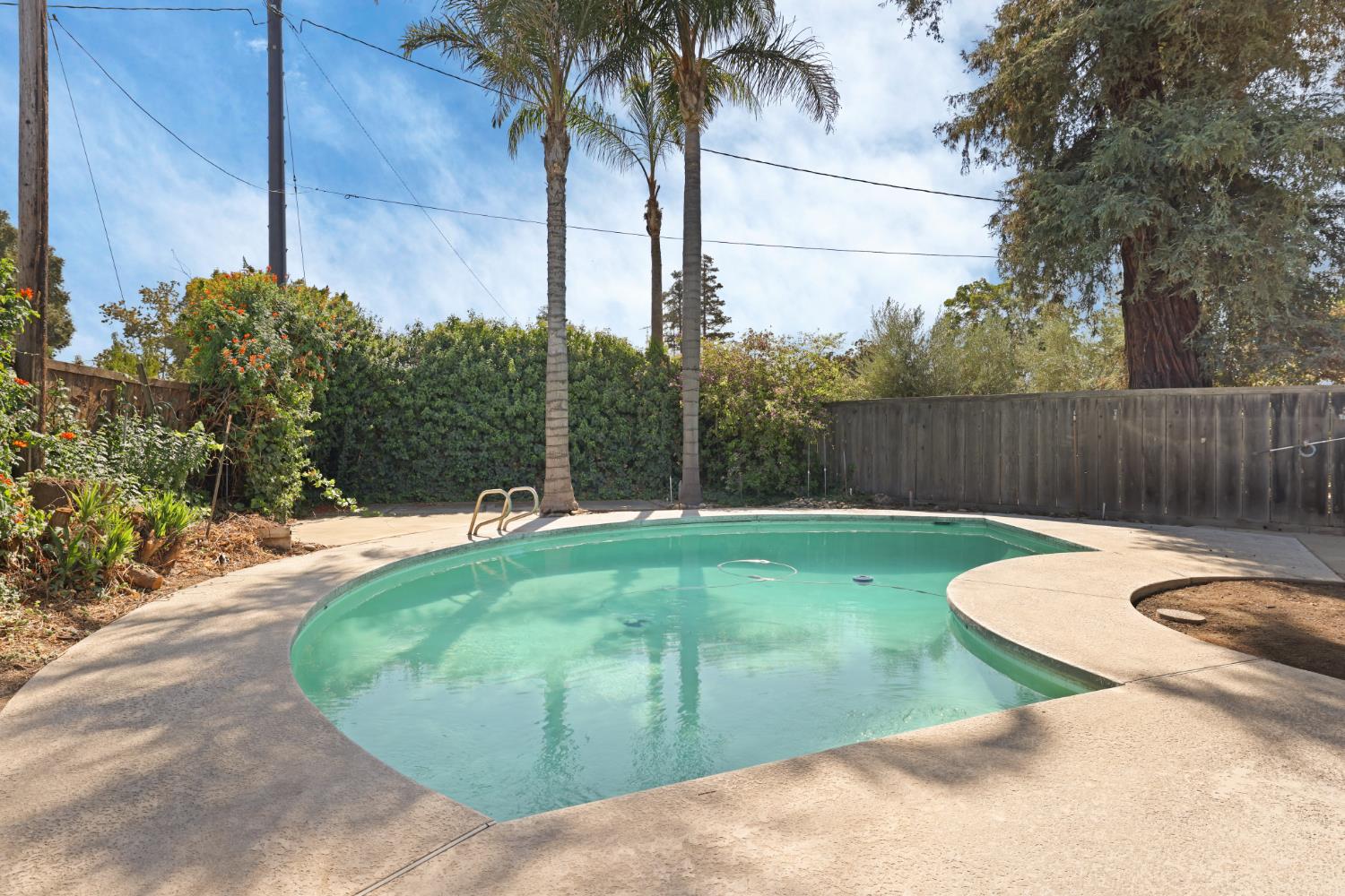 120 Andrews Ct, Turlock, CA 95380