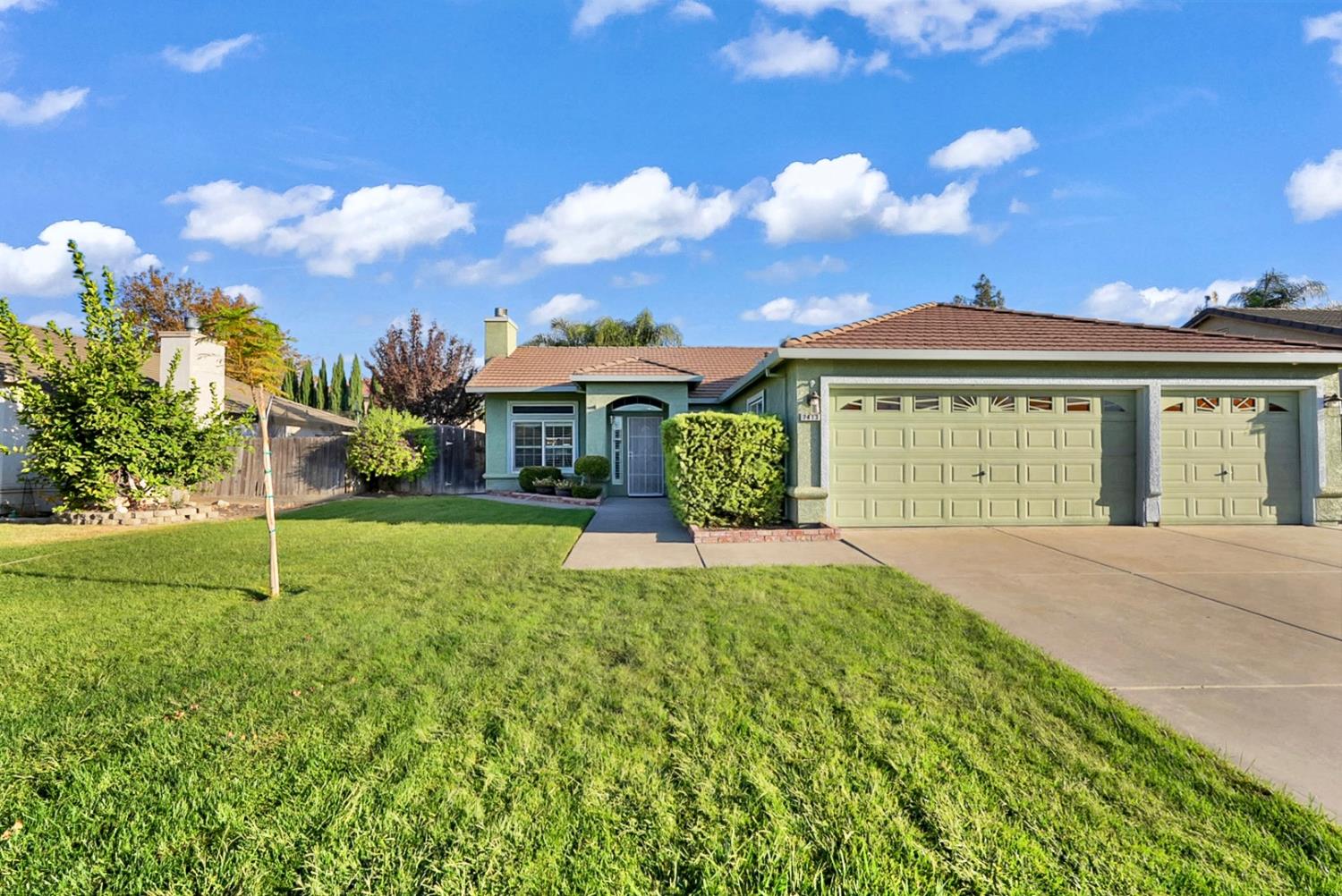 7413 Morgan Lynn Ln, Hughson, CA 95326
