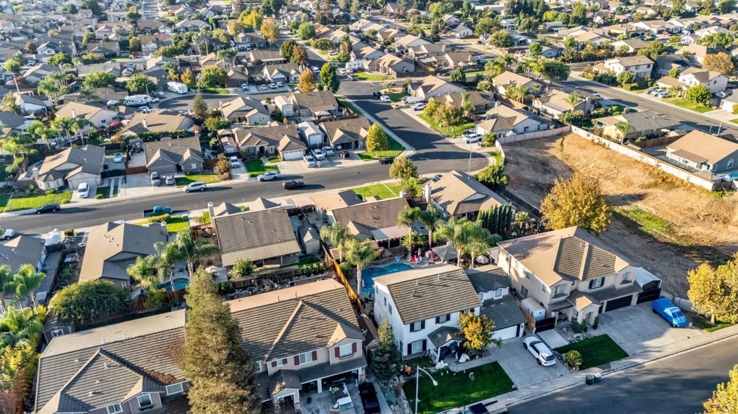7413 Morgan Lynn Ln, Hughson, CA 95326