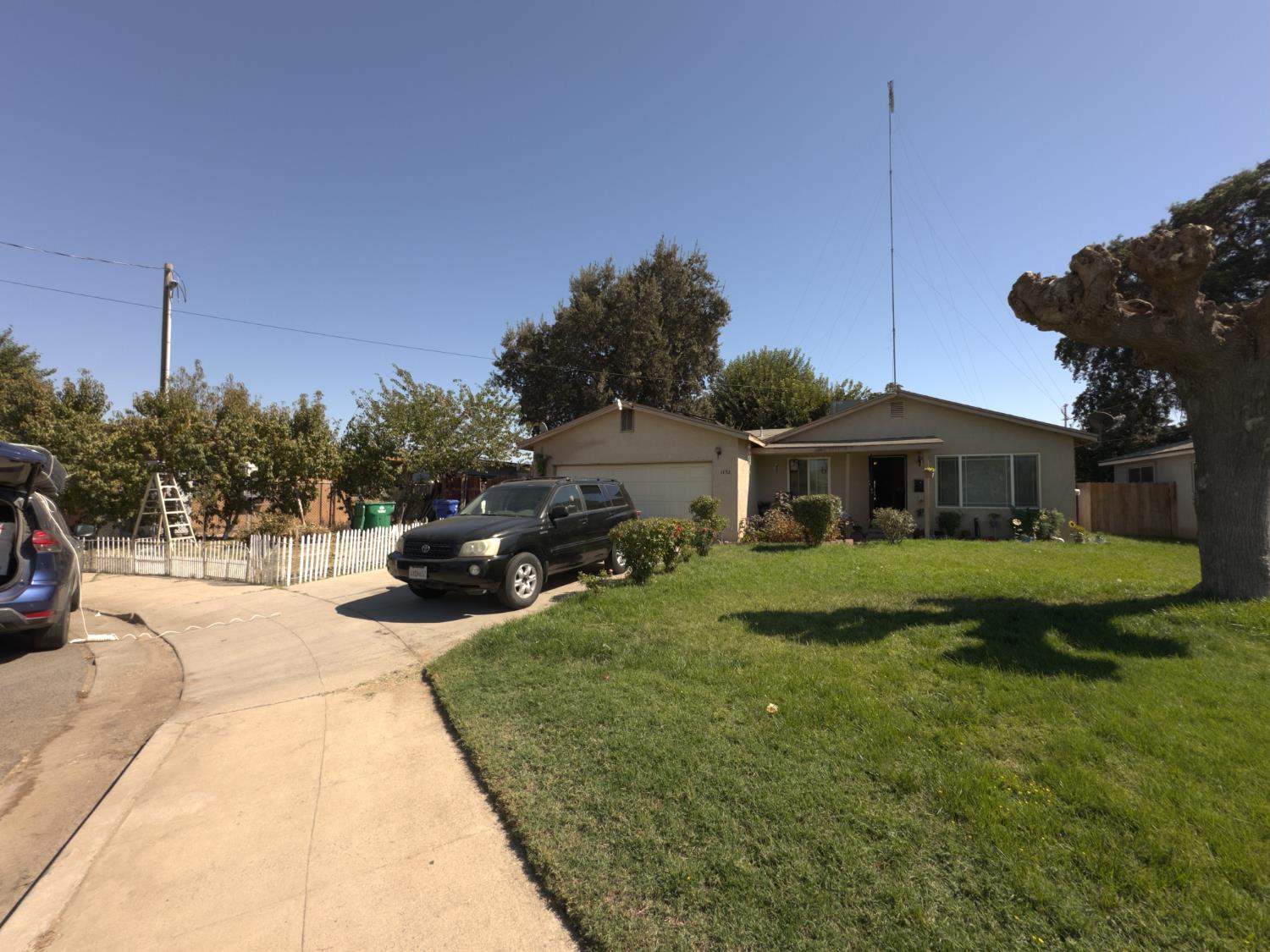 1132 School Ln, Atwater, CA 95301