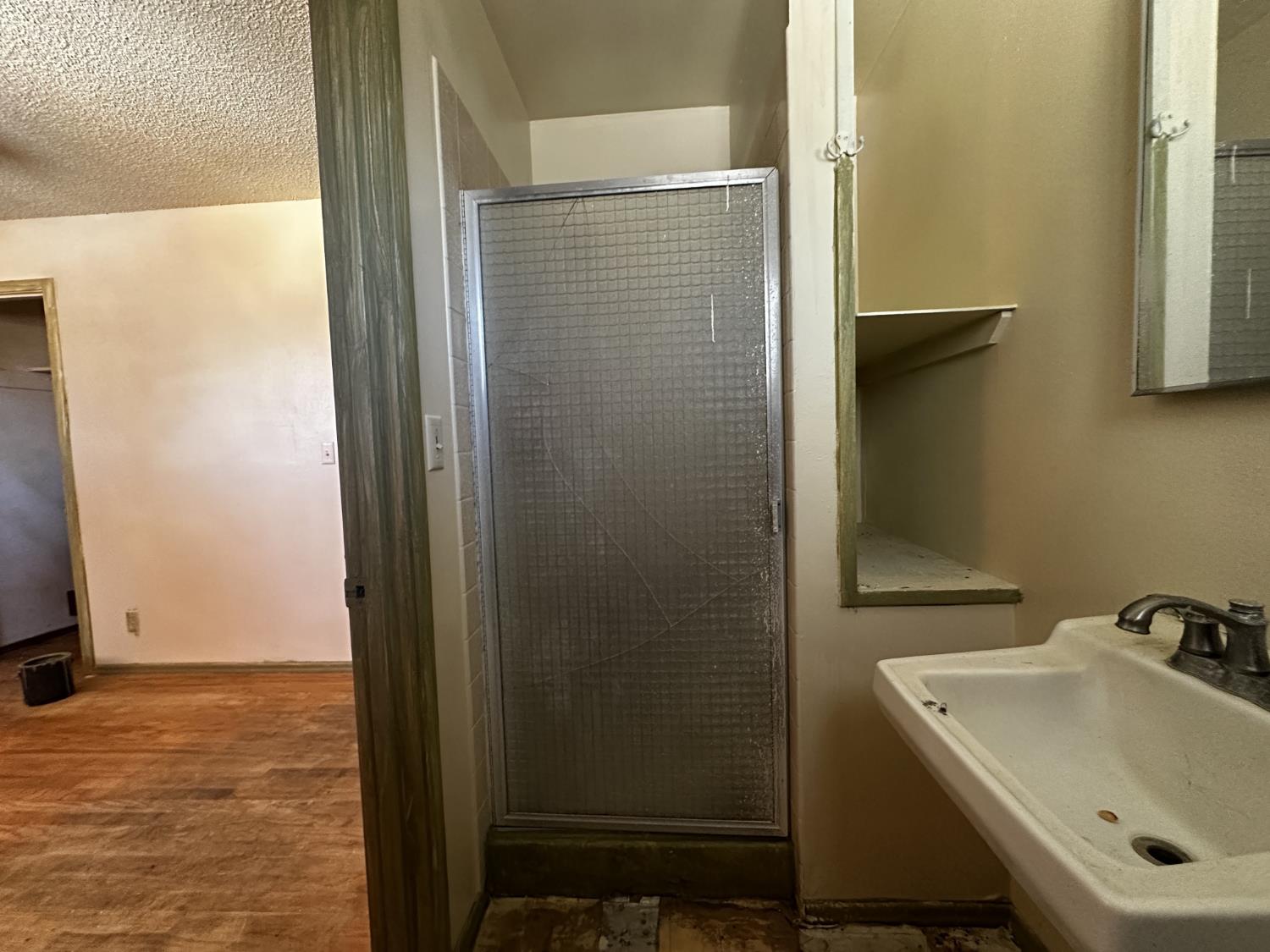1132 School Ln, Atwater, CA 95301