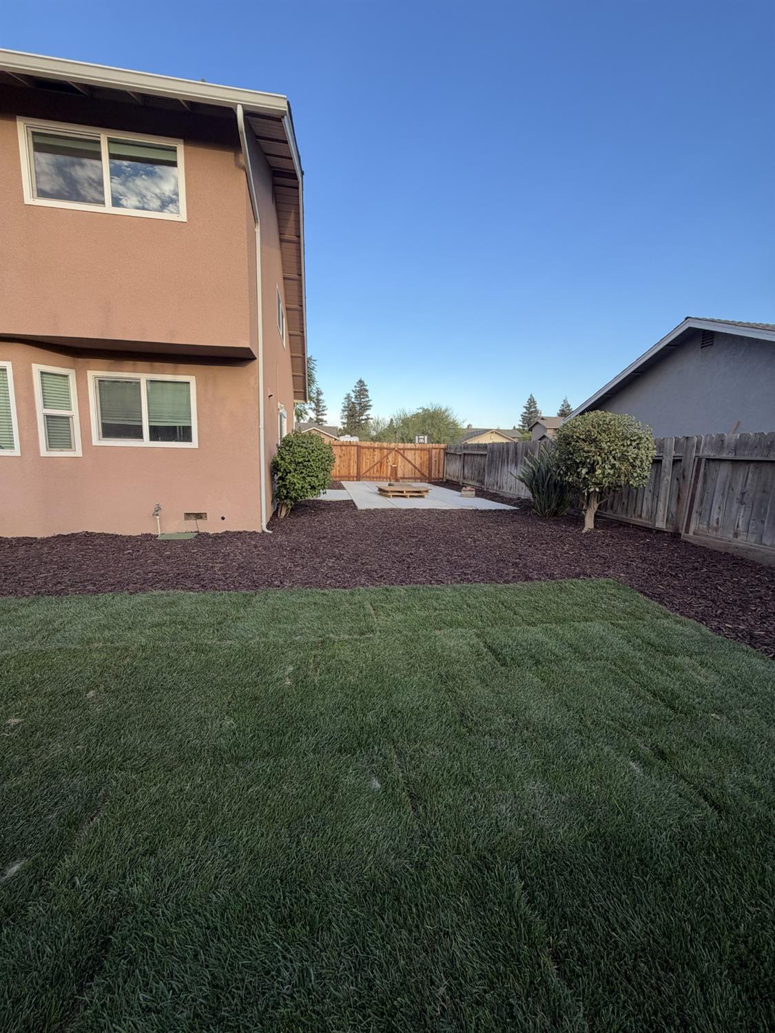 1425 Forest Dr, Turlock, CA 95380