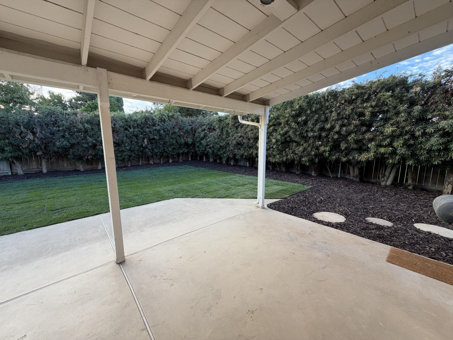 1425 Forest Dr, Turlock, CA 95380