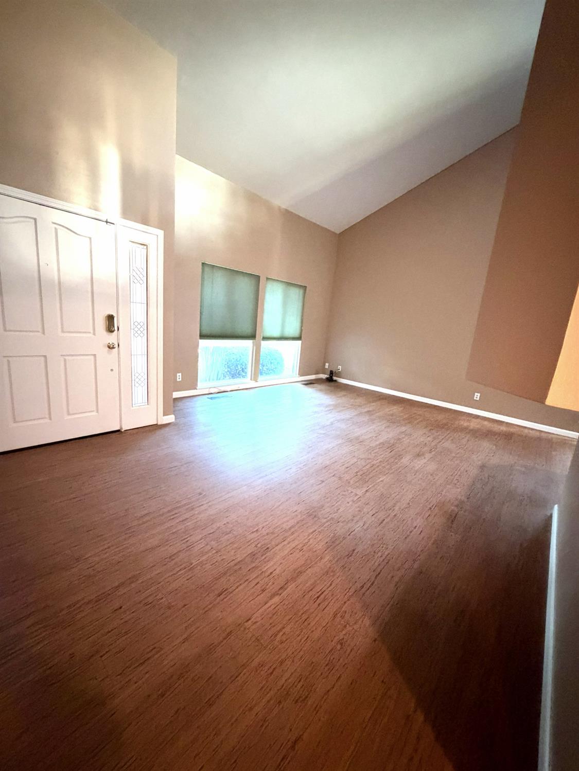 1425 Forest Dr, Turlock, CA 95380