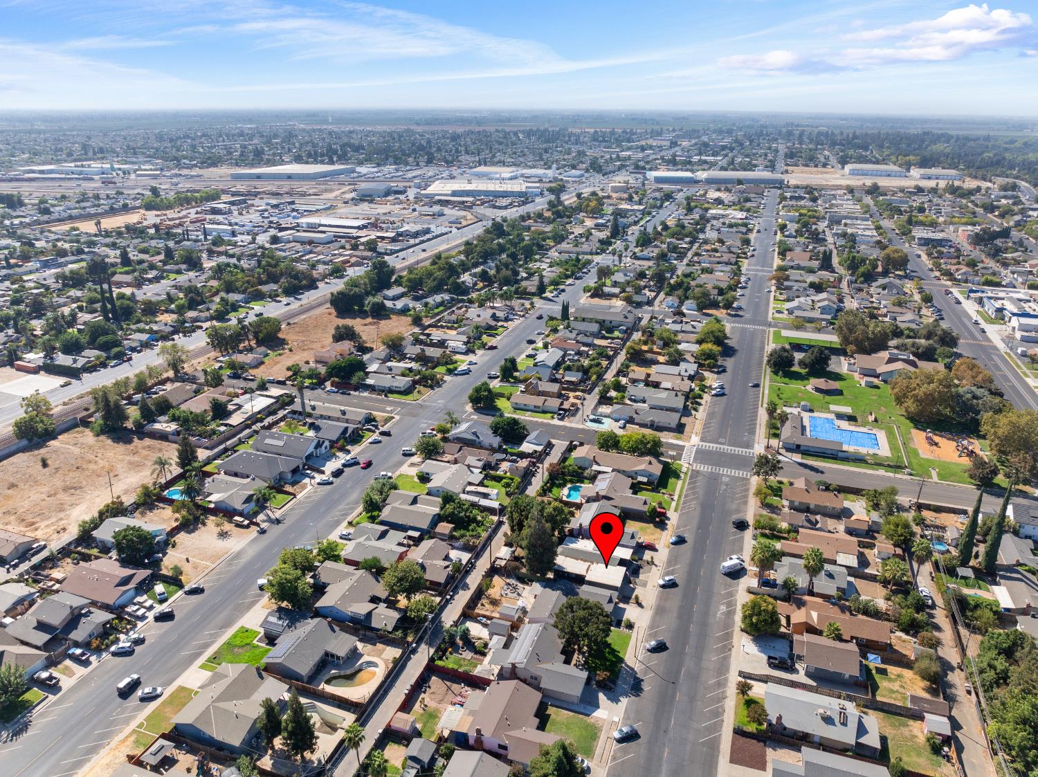 3724 Stanislaus St, Riverbank, CA 95367