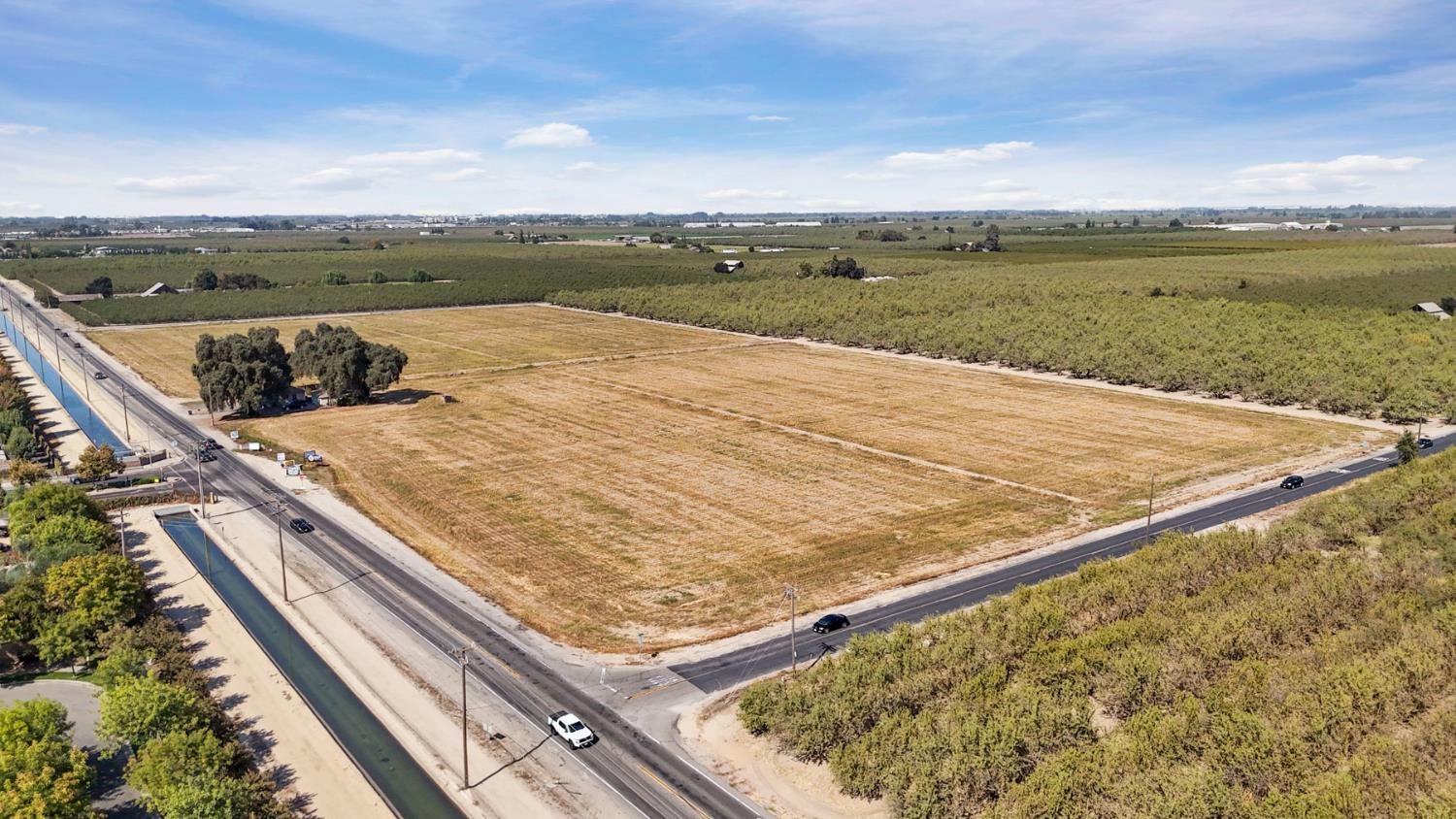 1731 W Taylor Rd, Turlock, CA 95382