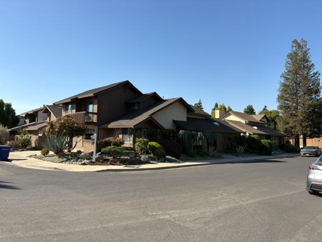 1833 Holly Oak Dr, Modesto, CA 95354