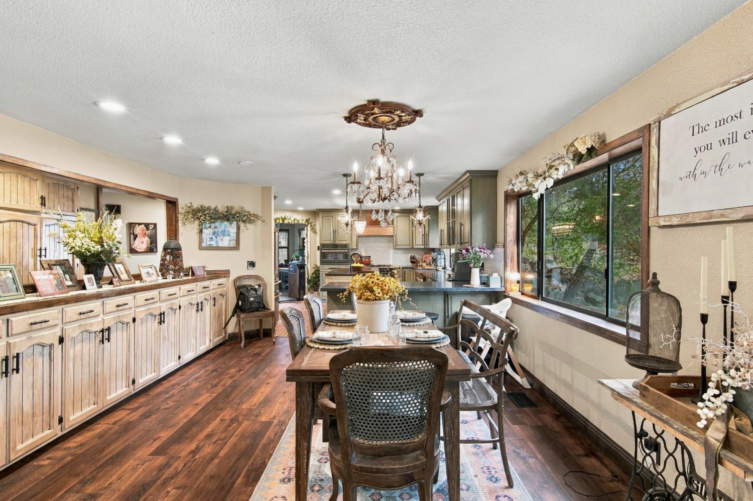 5552 Bear Creek Dr, Catheys Valley, CA 95306