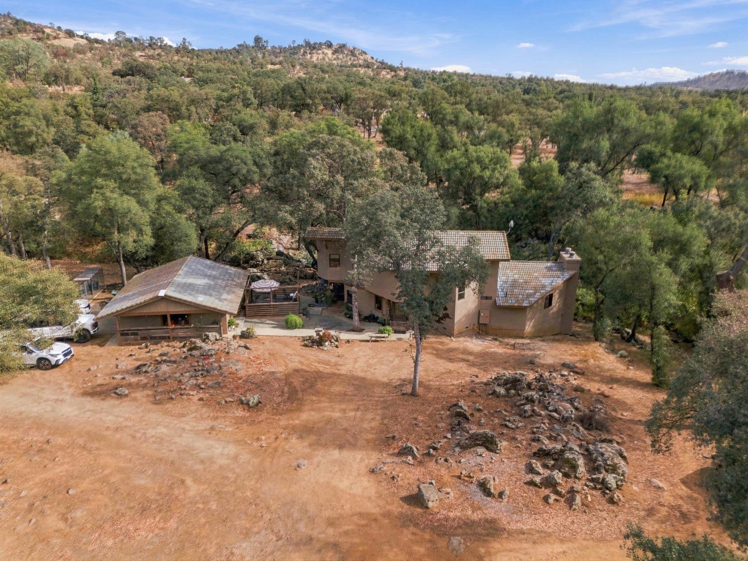 5552 Bear Creek Dr, Catheys Valley, CA 95306