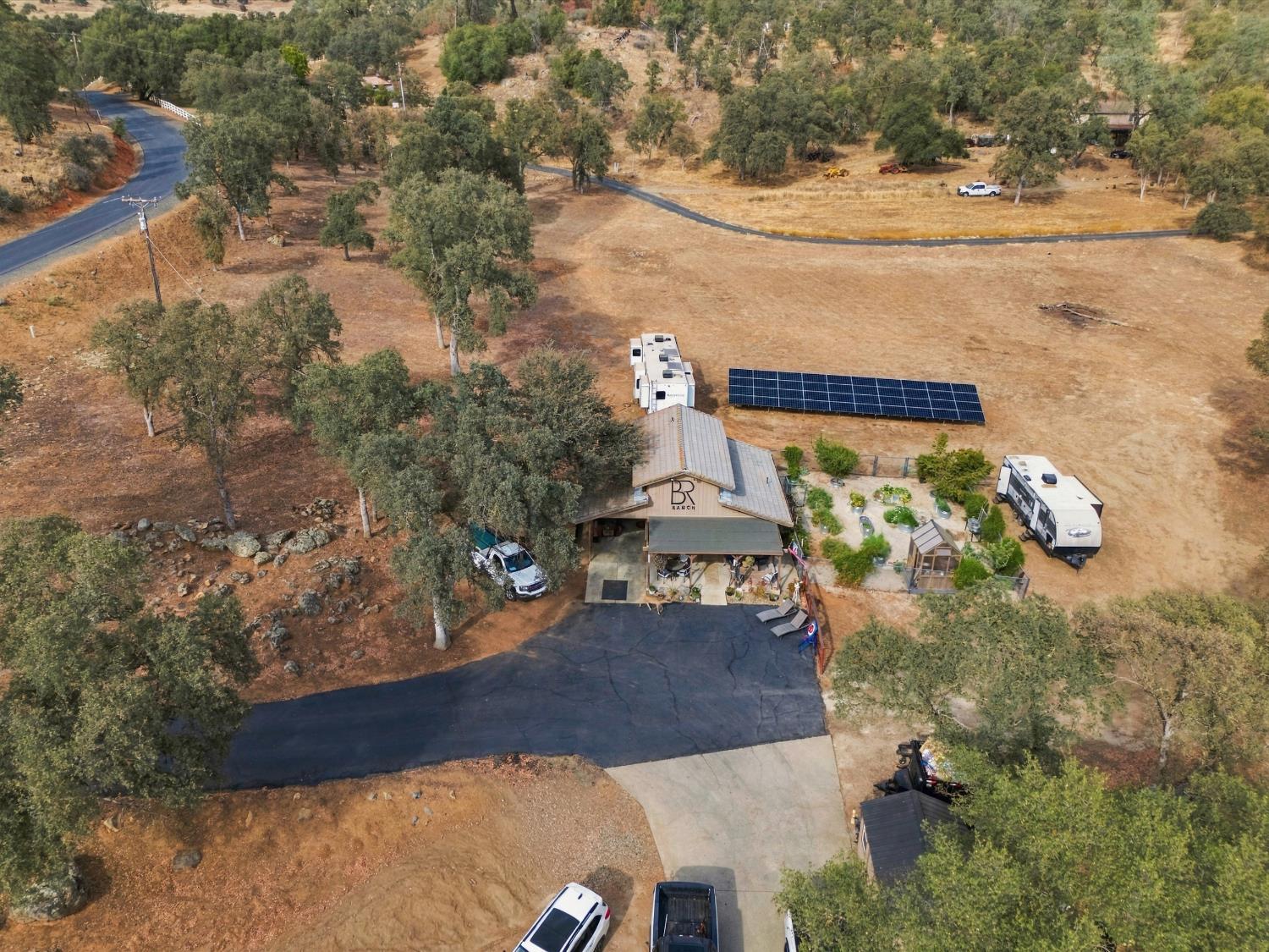 5552 Bear Creek Dr, Catheys Valley, CA 95306