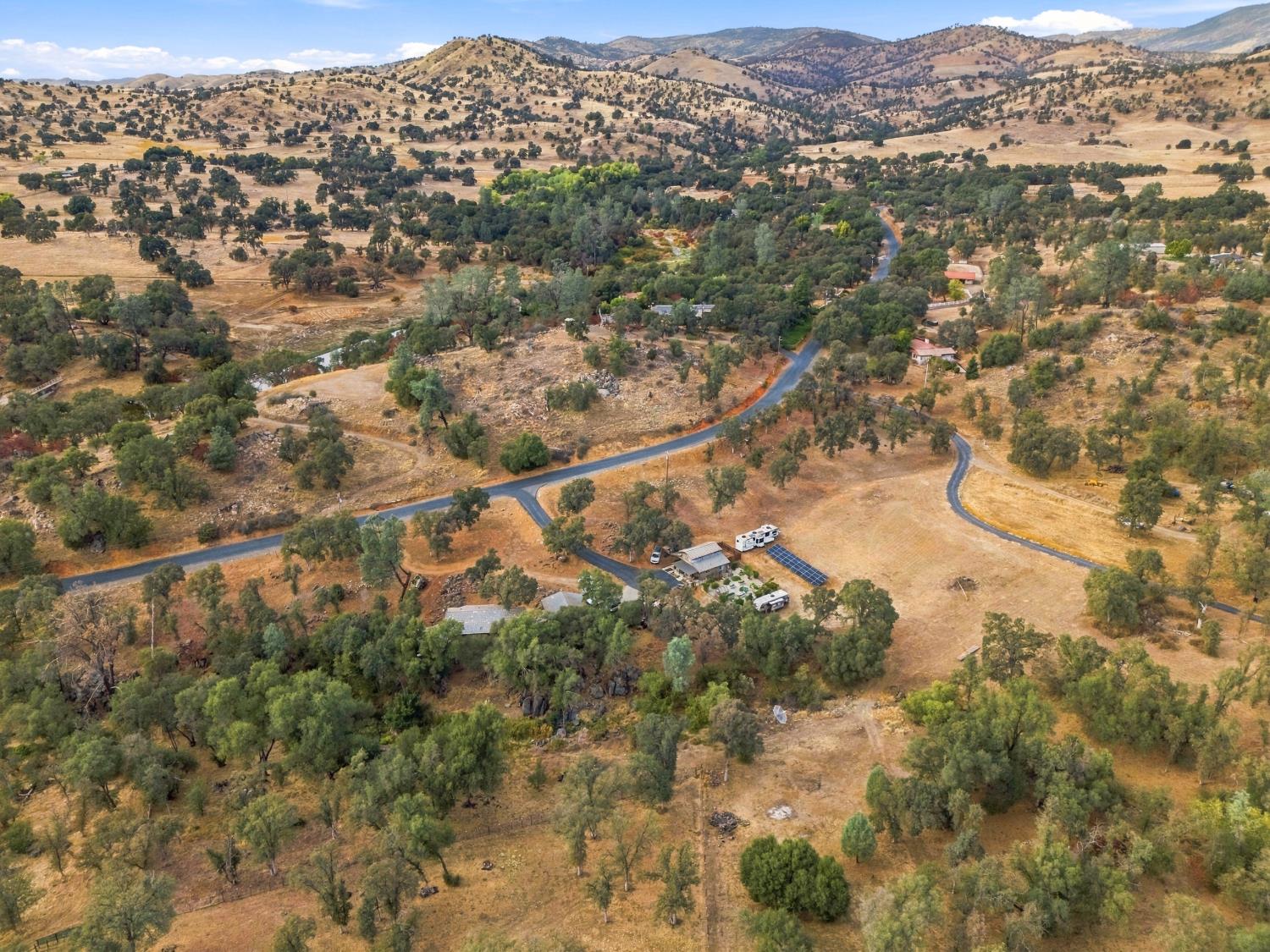 5552 Bear Creek Dr, Catheys Valley, CA 95306