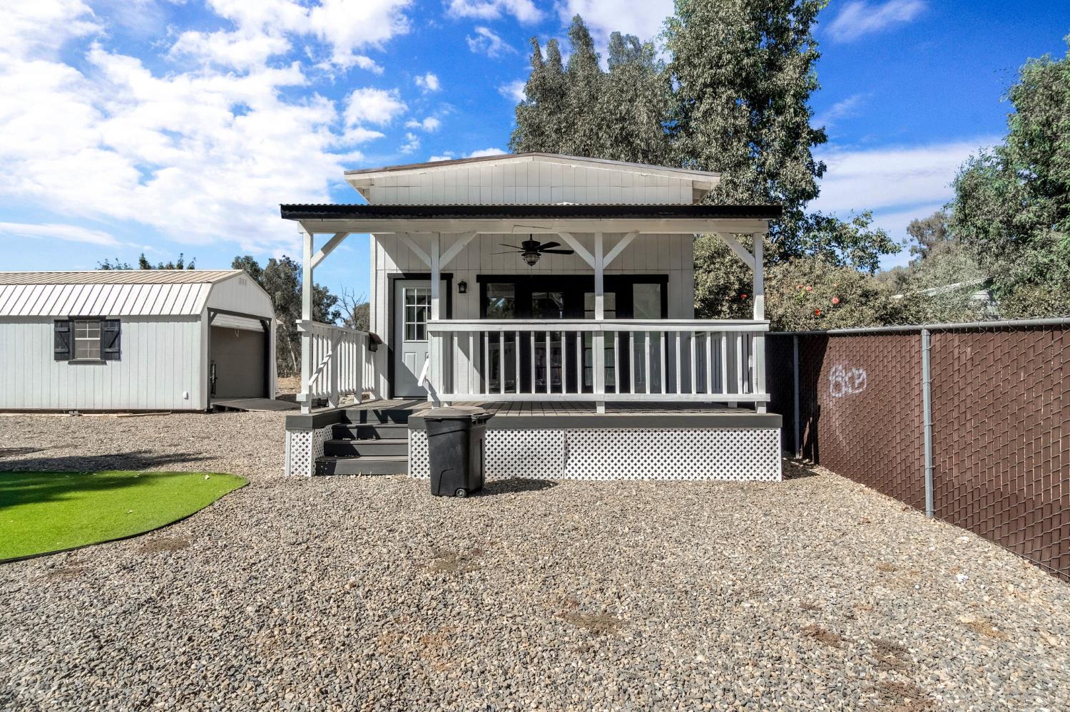15446 Monreal Rd, Madera, CA 93636