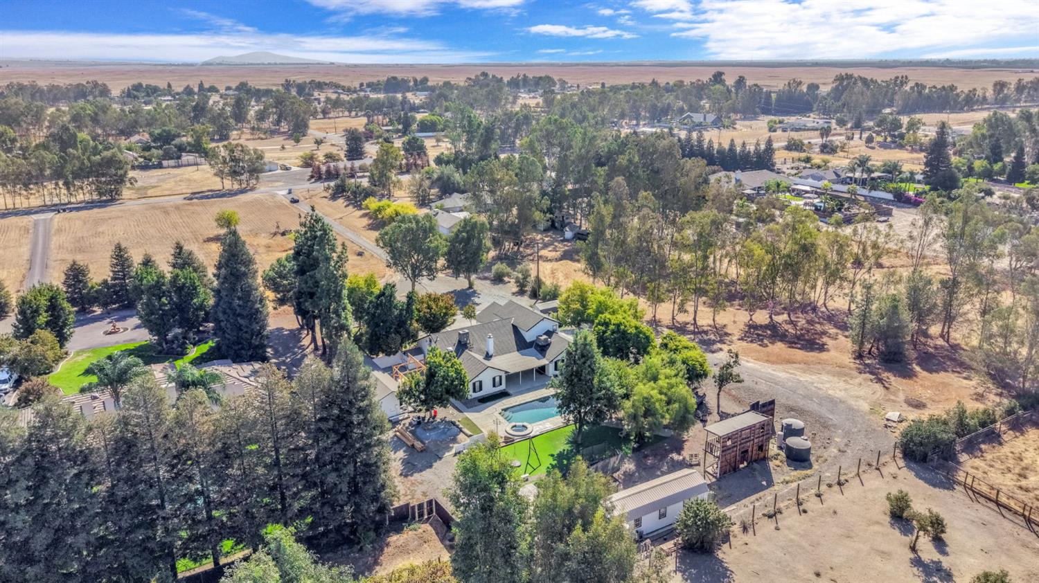 15446 Monreal Rd, Madera, CA 93636