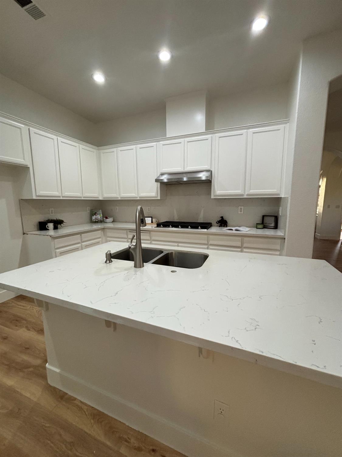 5232 Harness Ct, Riverbank, CA 95367