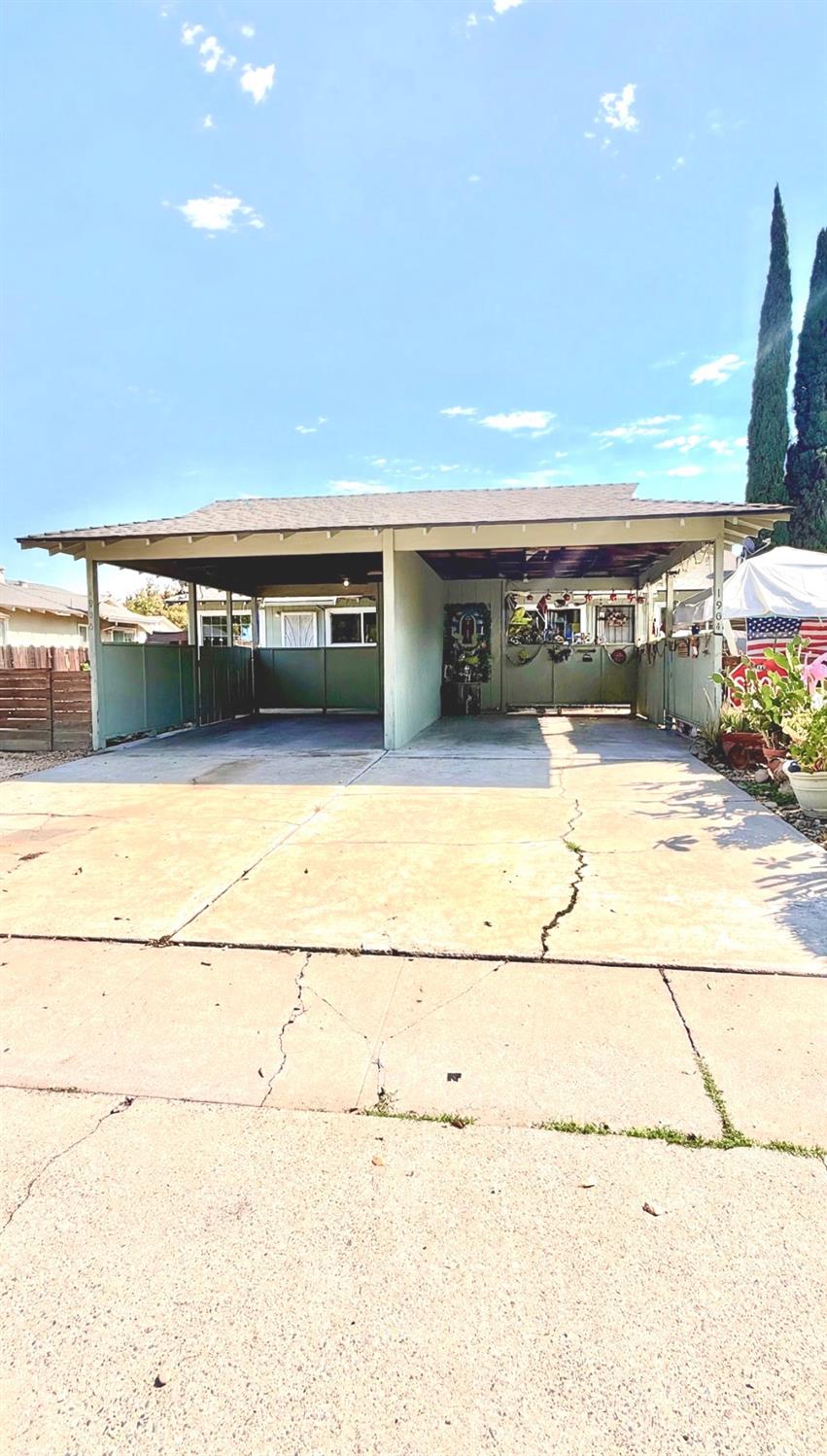 1904 1906 Rose Ave, Modesto, CA 95355