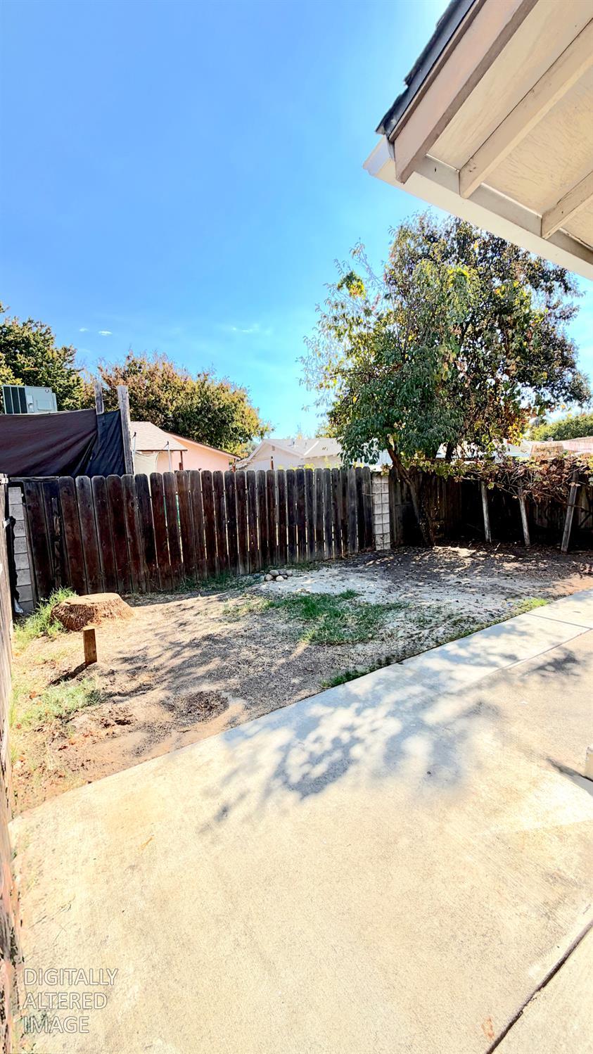 1904 1906 Rose Ave, Modesto, CA 95355