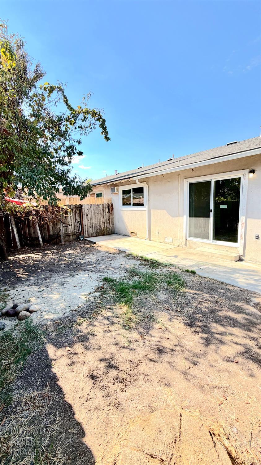 1904 1906 Rose Ave, Modesto, CA 95355
